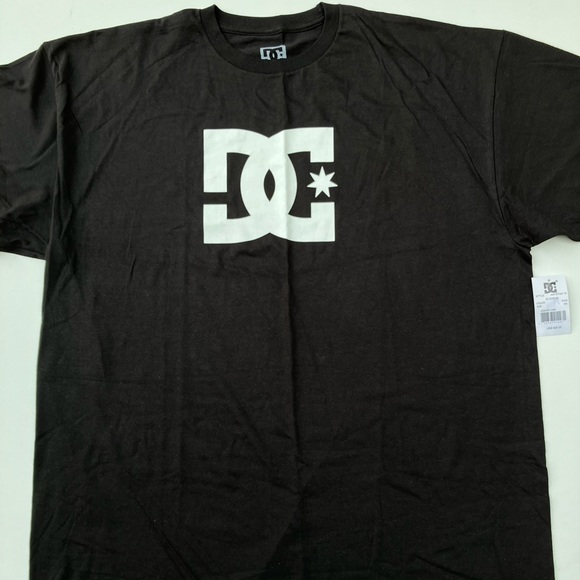 🌴DC Men’s Short Sleeve Tee Shirt🌴 - Picture 2 of 5